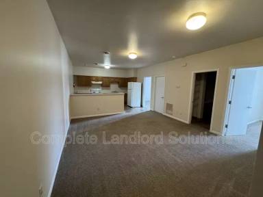 Main picture of 1400 North Ave