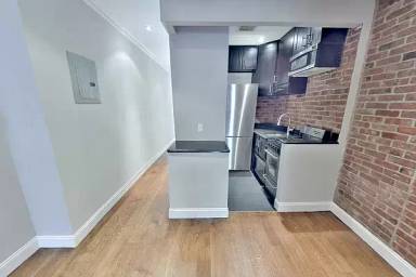 Main picture of 650 9th Ave
