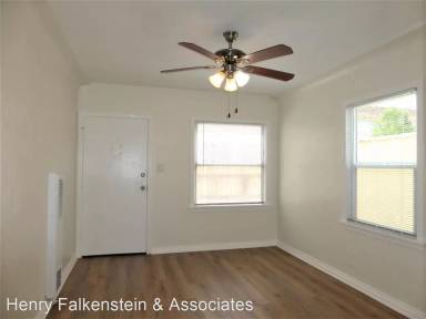 Main picture of 1265 1/2 W 8th St