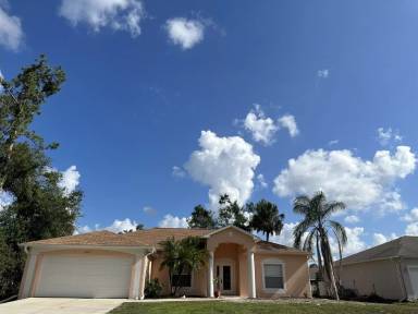 Main picture of 2761 Shady Ave
