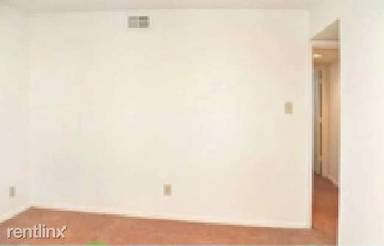 Main picture of 11011 Woodmeadow Pkwy