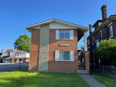 Main picture of 340 6th Ave