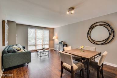 Main picture of Oak Park City Apartments