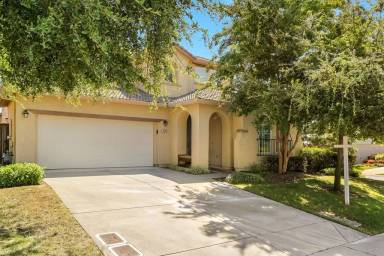 Main picture of 2283 Muratura Way