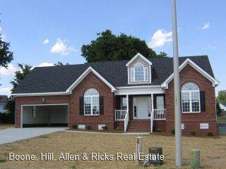 Main picture of 112 Castlebury Ct