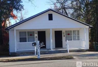 Main picture of 215 Johnson St
