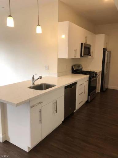 Main picture of 81 Amory St