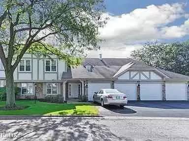 Main picture of 1231 N Regency Dr