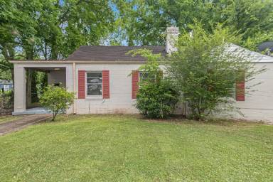 Main picture of 1933 Saint Charles Ct SW