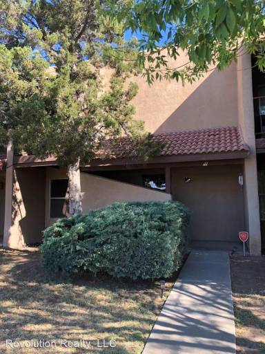 Main picture of 1345 Branson Ave