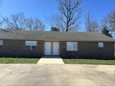 Main picture of 1004 N 40th St