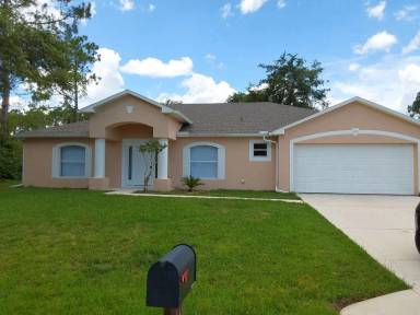 Main picture of 19 Riverdale Ln