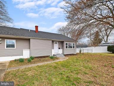 Main picture of 5 Brennen Ct