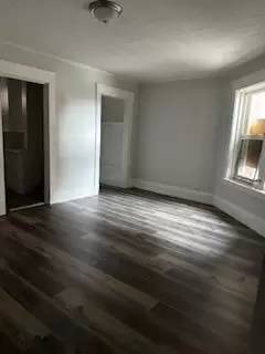 Main picture of 41 School St