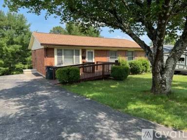 Main picture of 1148 Maywood Dr