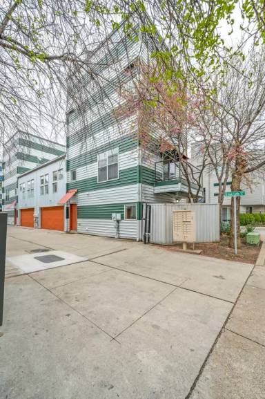 Main picture of 1204 Urban Lofts Dr
