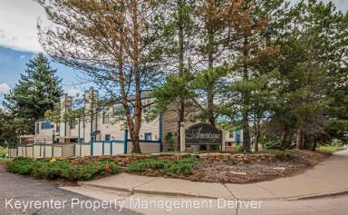 Main picture of 488 S Memphis Way