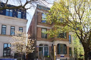 Main picture of 1825 N Bissell St