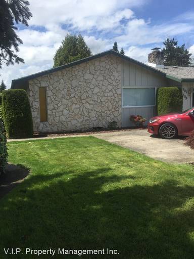 Main picture of 609 SE 208th Ave