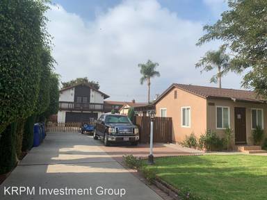 Main picture of 7258 Luxor St