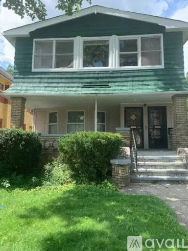 Main picture of 3676 E 151st St
