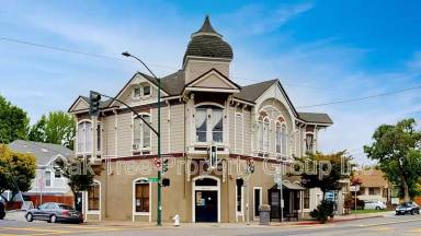 Main picture of 3115 Encinal Ave