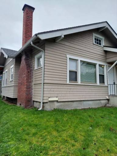 Main picture of 1320 S 8th St