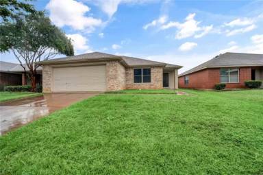 Main picture of 2817 Maegen Cir
