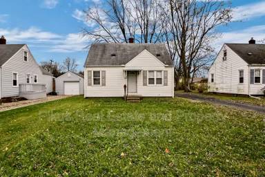 Main picture of 1414 Manor Ave SW