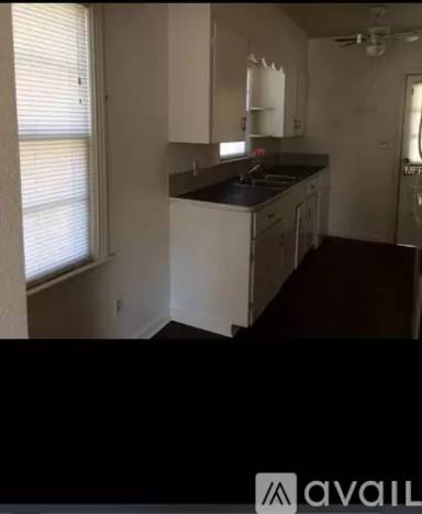 Main picture of 21 S San Remo Ave
