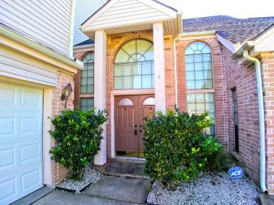 Main picture of 1002 Meadowlark Ln