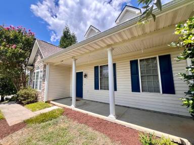 Main picture of 1345 Amber Ridge Rd