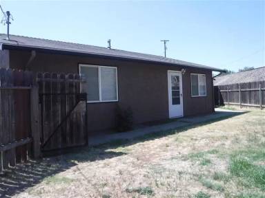 Main picture of 920 13th St