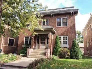 Main picture of 3225 Garfield Ave