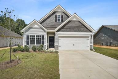 Main picture of 131 Altair Ln