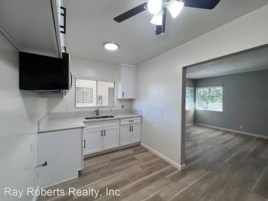 Main picture of 14644 Christine Dr