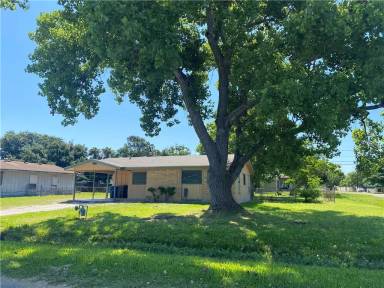 Main picture of 1233 Baywood Ln