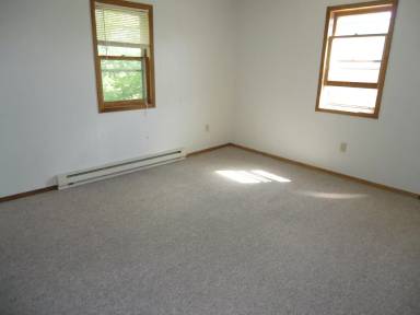 Main picture of 102 2nd St N