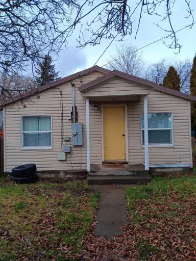 Main picture of 1211 V Ave