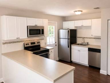Main picture of 1516 NE 30th Ave