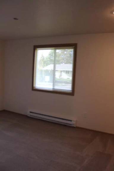 Main picture of 262 NE 34th Pl