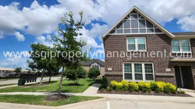 Main picture of 4305 Oliver Dr