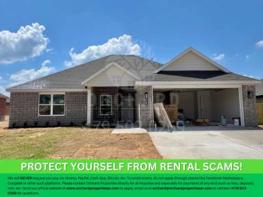Main picture of 1021 Silver Birch St