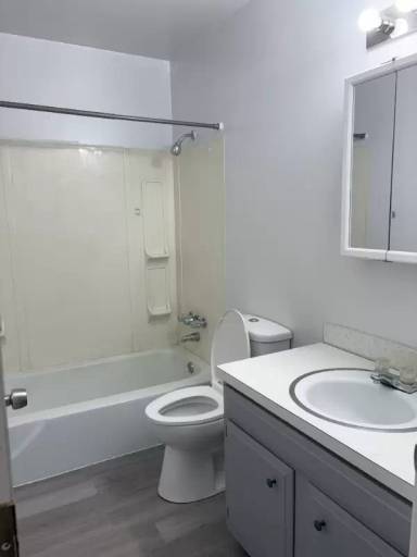Main picture of 3285 Ramond St