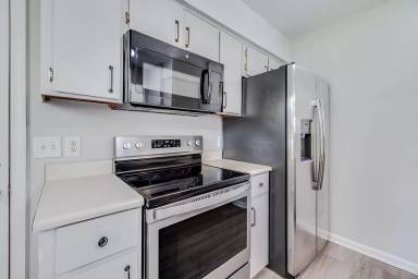 Main picture of 208 Mulberry Way