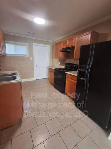 Main picture of 5291 Usher Dr