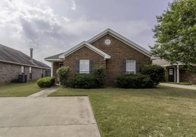 Main picture of 521 Old Mill Way