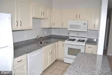 Main picture of 10320 Westlake Dr