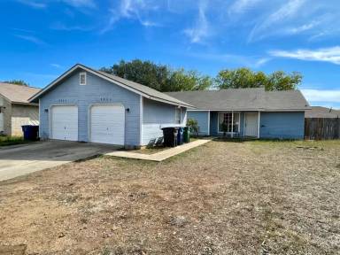 Main picture of 8856 Meadow Trace St