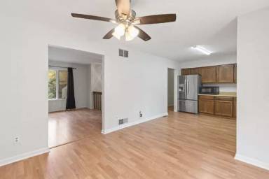 Main picture of 4 Dewberry Way